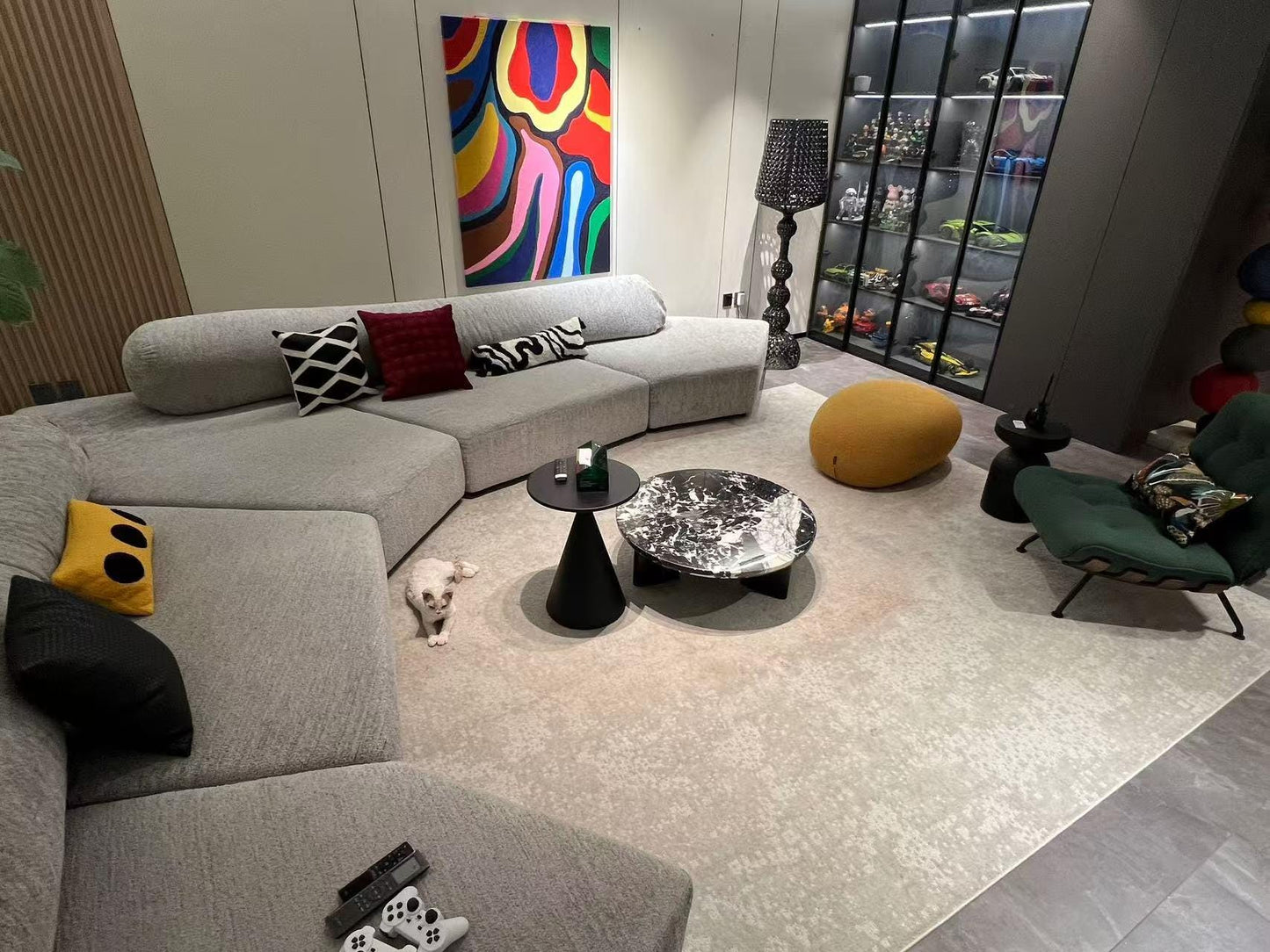 Handmade Round Natural Black Marble Coffee Table: Contemporary Living Room Cocktail Table