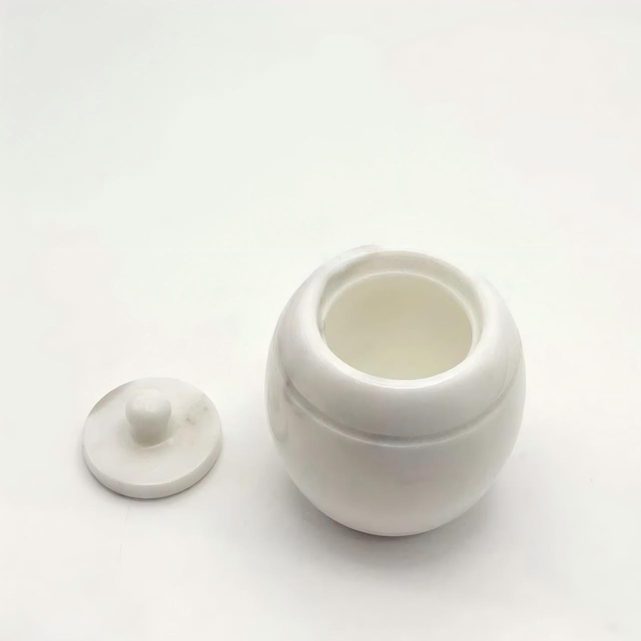 Artisanal Veined Marble Pet Urn-Perfect for Cherished Pet Remains