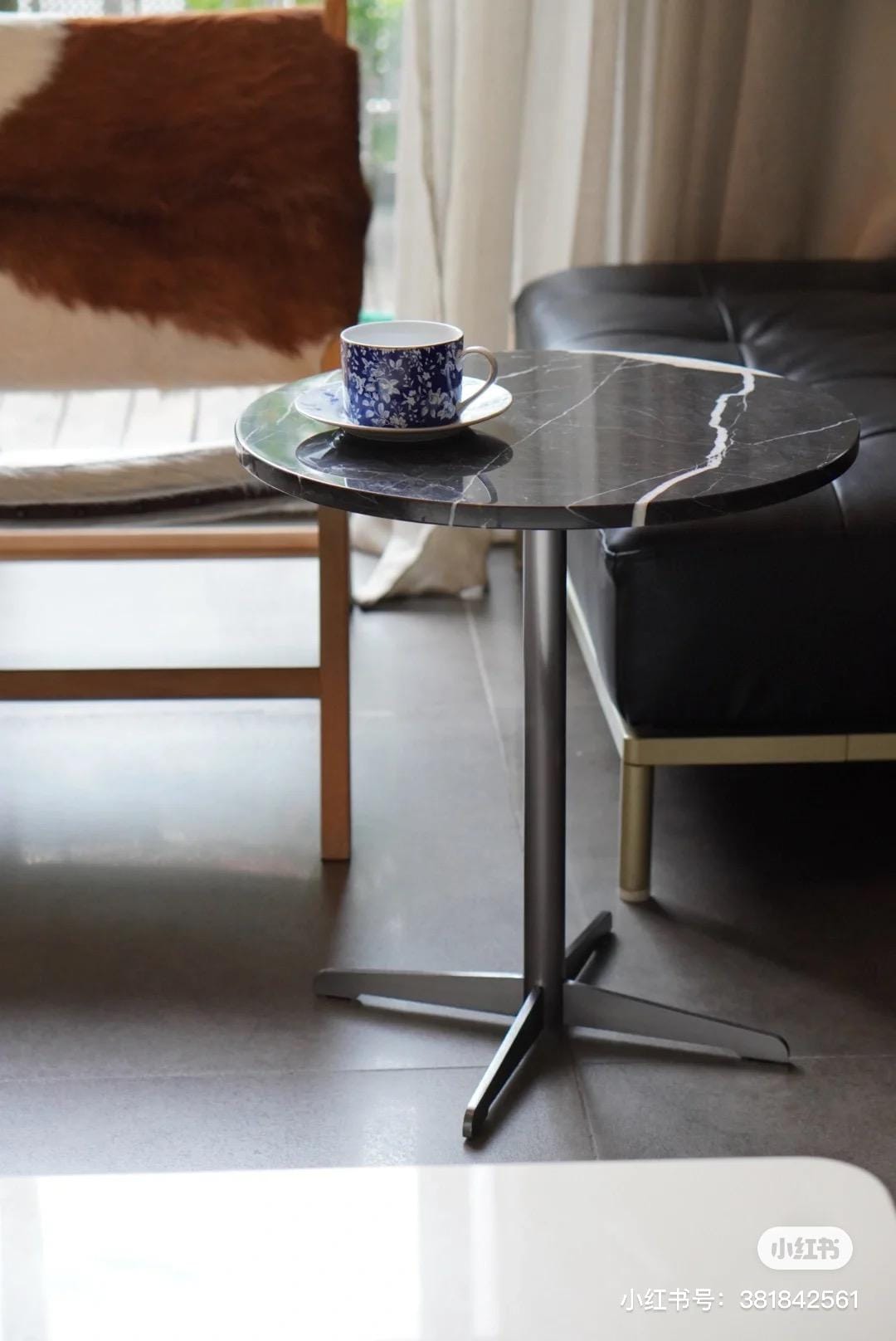 Natural Marble Side Table: Modern Round Coffee Table, Nightstand