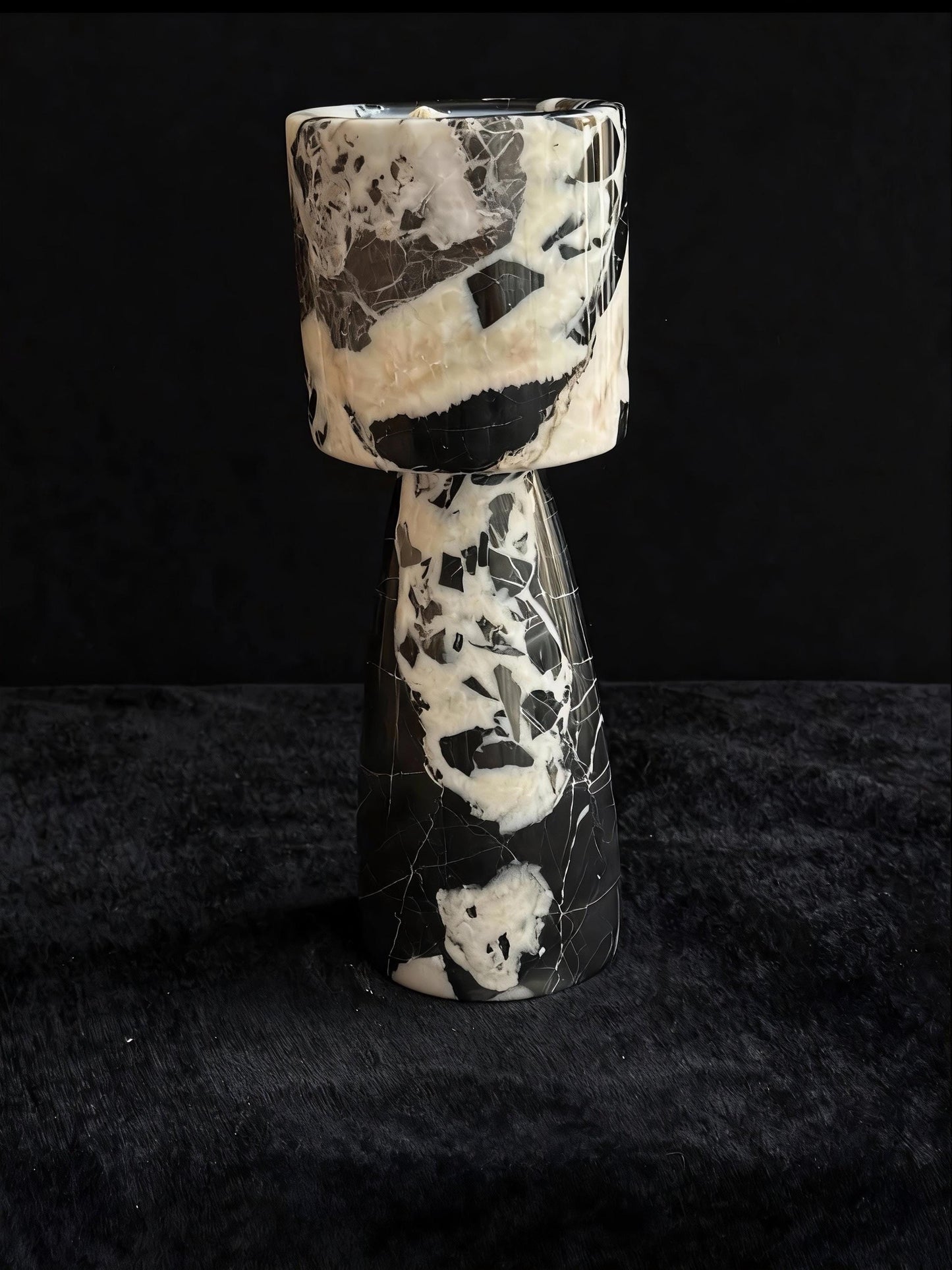 Marble pattern, scented candles, diffuser ability, calming and sleep-inducing, decorative items, natural marble, soy wax, gifts for friends