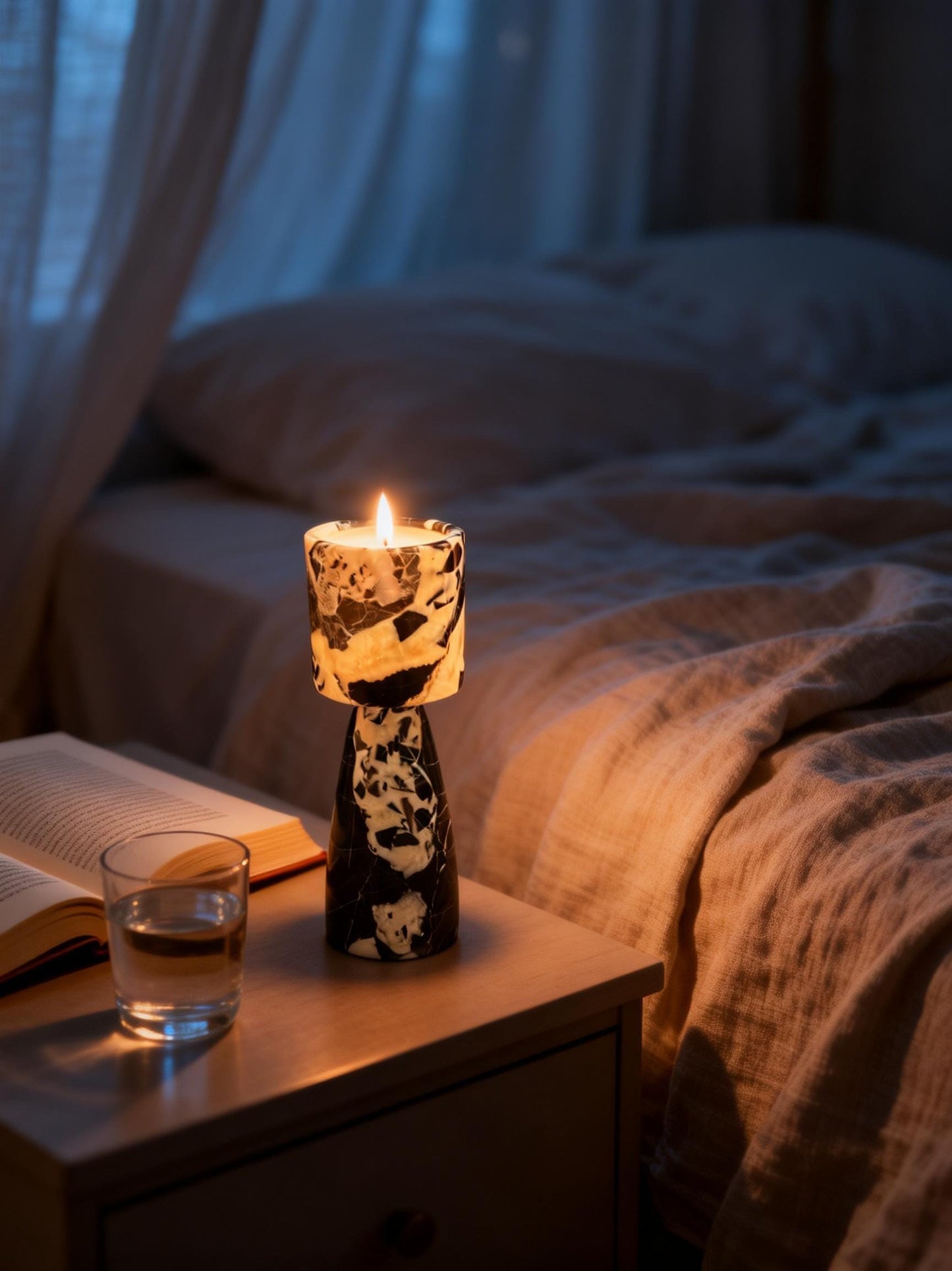 Marble pattern, scented candles, diffuser ability, calming and sleep-inducing, decorative items, natural marble, soy wax, gifts for friends