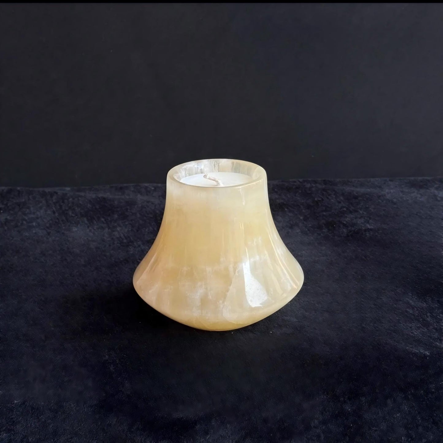Luxury Yellow Onyx Aromatherapy Candle – Bell-Shape Stone Container – Perfect for Meditation, Gift for Her/Him, Home Decor