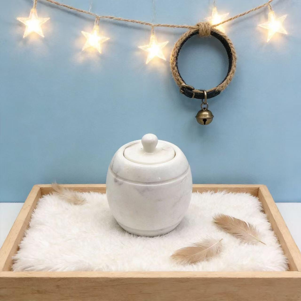 Artisanal Veined Marble Pet Urn-Perfect for Cherished Pet Remains
