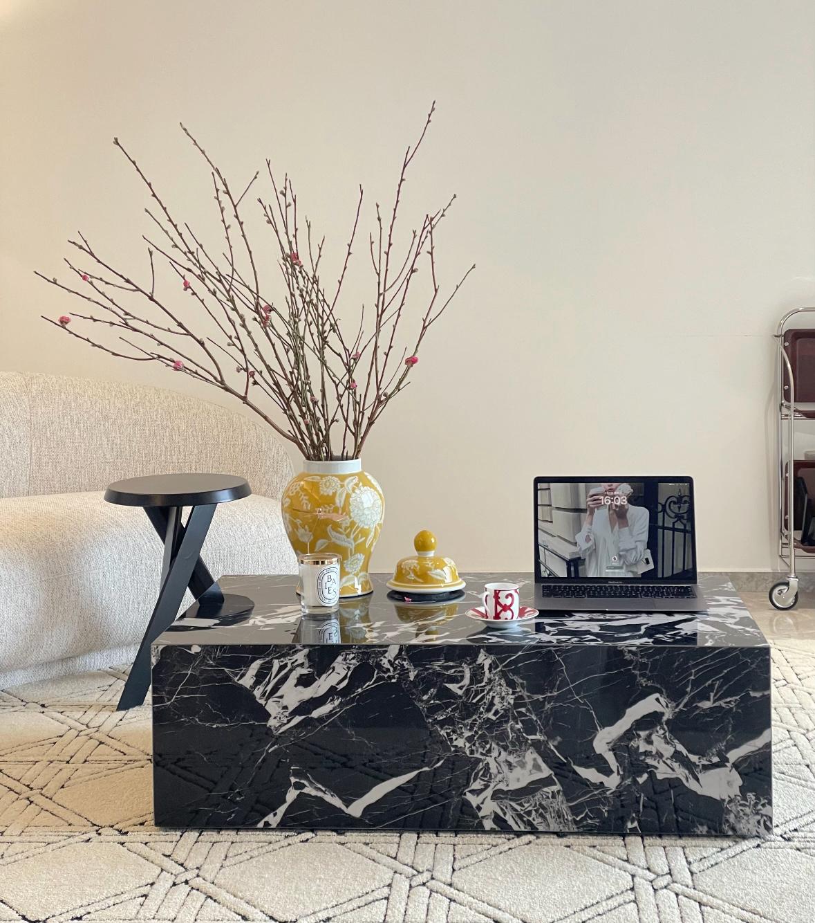 Natural Black & White Marble Coffee Table: Modern Minimalist Plinth, 80x50x30cm